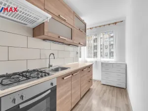 Pronájem bytu 3+1, Hradec Králové - Slezské Předměstí, Severní, 65 m2