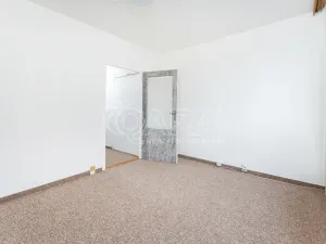 Prodej bytu 3+1, Praha - Modřany, Poljanovova, 62 m2