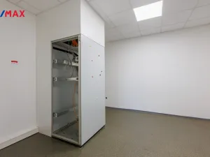 Pronájem výrobních prostor, Chodová Planá, Kyjovská, 1300 m2