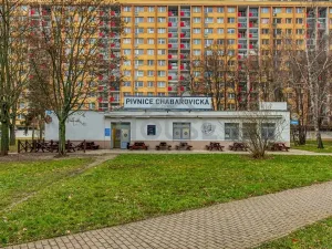 Prodej restaurace, Praha - Kobylisy, Chabařovická, 295 m2