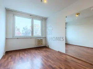 Prodej bytu 3+1, Praha - Prosek, Lovosická, 67 m2