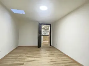 Pronájem bytu 2+1, Květinová, Jablonec nad Nisou, 65 m2