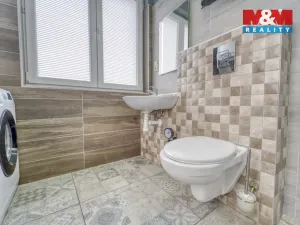 Prodej obchodního prostoru, Stružná, 216 m2