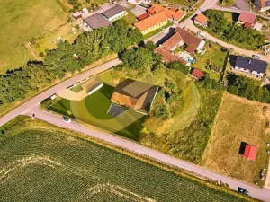 Prodej rodinného domu, Chvalovice, 180 m2