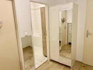 Pronájem bytu 2+kk, Praha - Letňany, Terezínská, 51 m2