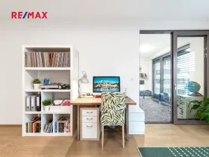 Pronájem bytu 2+kk, Praha - Libeň, Vojenova, 62 m2