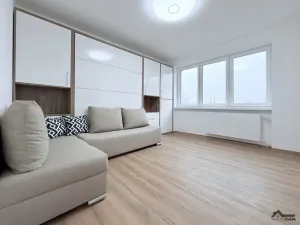 Prodej bytu 1+1, Karviná, Slovenská, 28 m2