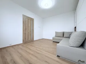 Prodej bytu 1+1, Karviná, Slovenská, 28 m2