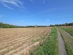 Prodej louky, Ohrobec, 18504 m2