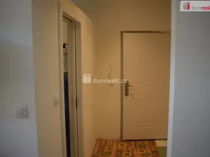 Prodej bytu 2+1, Karlovy Vary - Rybáře, Nad Dvorem, 42 m2