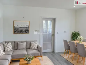 Prodej bytu 2+1, Karlovy Vary - Rybáře, Nad Dvorem, 42 m2