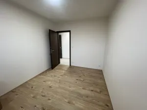 Pronájem bytu 2+kk, Praha - Prosek, Čakovická, 43 m2