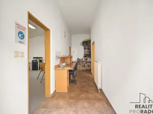 Pronájem kanceláře, Pardubice, třída Míru, 140 m2