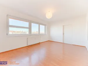 Prodej bytu 2+kk, Praha, Kloboučnická, 56 m2