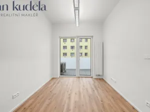 Pronájem bytu 2+kk, Brno, Komárovská, 54 m2