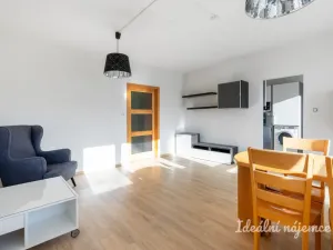 Pronájem bytu 4+1, Praha - Hostivař, Tesaříkova, 79 m2