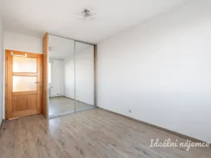 Pronájem bytu 4+1, Praha - Hostivař, Tesaříkova, 79 m2