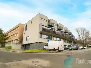 Prodej bytu 3+kk, Praha, Pod průsekem, 65 m2