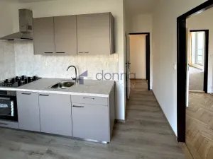Pronájem bytu 2+1, Praha, Poděbradská, 54 m2