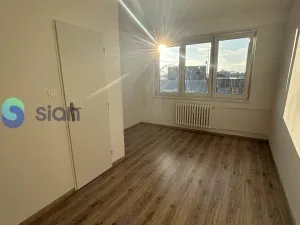 Pronájem atypického bytu, Ostrava, Sokolská třída, 60 m2