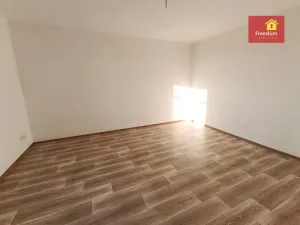 Pronájem bytu 1+1, Dubí - Pozorka, Sadová, 46 m2