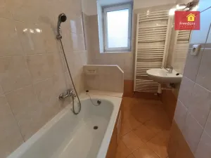 Pronájem bytu 2+1, Teplice, Myslbekova, 89 m2