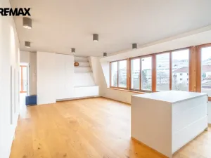 Pronájem bytu 5+kk, Praha, U krčské vodárny, 136 m2