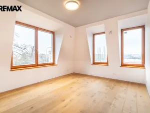 Pronájem bytu 5+kk, Praha, U krčské vodárny, 136 m2