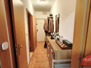 Prodej bytu 3+kk, Nupaky, Luční, 69 m2