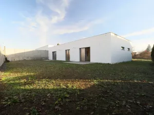 Pronájem bytu 2+kk, Litvínovice, Boční, 62 m2