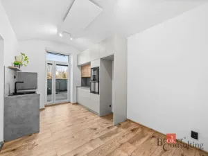 Prodej bytu 2+1, Plzeň - Severní Předměstí, Křížkova, 59 m2