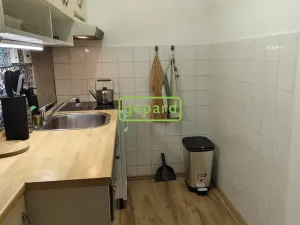 Pronájem bytu 2+kk, Brno - Židenice, Mutěnická, 39 m2