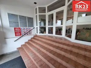 Pronájem kanceláře, Mariánské Lázně, Nádražní náměstí, 22 m2