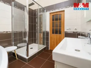 Prodej bytu 2+1, Karlovy Vary, Vřídelní, 56 m2