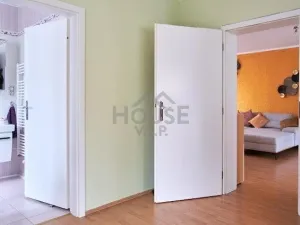 Prodej rodinného domu, Jenštejn, Hradní, 230 m2