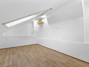 Pronájem bytu 4+1, Praha - Nové Město, Černá, 106 m2