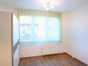 Pronájem bytu 2+kk, České Budějovice, Papírenská, 38 m2