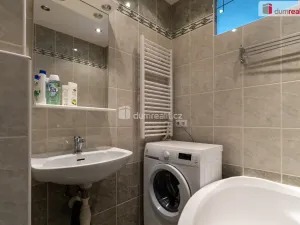 Prodej bytu 3+1, Mariánské Lázně - Úšovice, Hroznatova, 65 m2