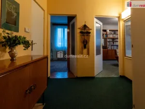 Prodej bytu 3+1, Mariánské Lázně - Úšovice, Hroznatova, 65 m2