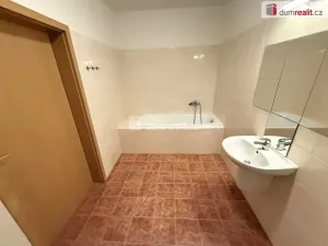 Pronájem bytu 2+kk, Černošice, Slunečná, 70 m2