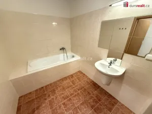 Pronájem bytu 2+kk, Černošice, Slunečná, 70 m2