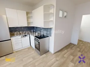 Pronájem bytu 1+1, Zlín, Dlouhá, 40 m2