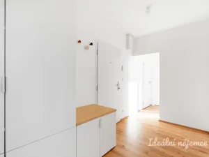 Pronájem bytu 3+kk, Praha - Michle, V zápolí, 75 m2