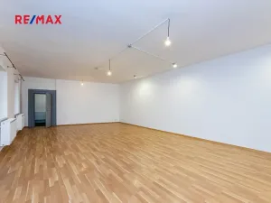 Prodej kanceláře, Praha - Vršovice, 28. pluku, 146 m2
