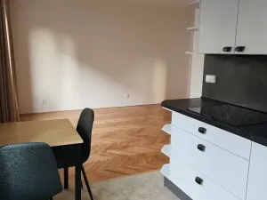 Pronájem bytu 2+1, Praha - Záběhlice, Malovická, 54 m2