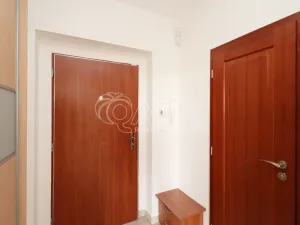 Pronájem bytu 2+kk, Praha - Suchdol, Holubí, 44 m2