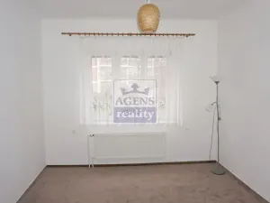 Pronájem bytu 3+1, Praha - Michle, Popovická, 61 m2