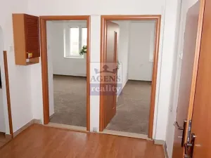 Pronájem bytu 3+1, Praha - Michle, Popovická, 61 m2