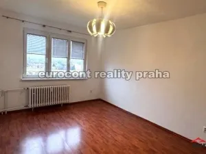 Pronájem bytu 1+1, Praha - Strašnice, U krbu, 34 m2