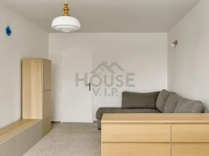 Prodej bytu 3+1, Praha - Prosek, Prosecká, 77 m2